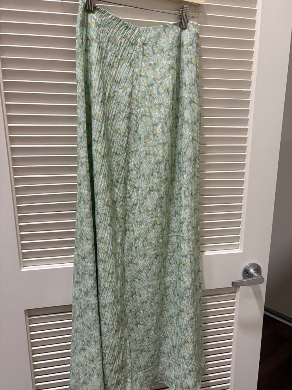 VEILED Green Floral Pleated Maxi Skirt XS Regular